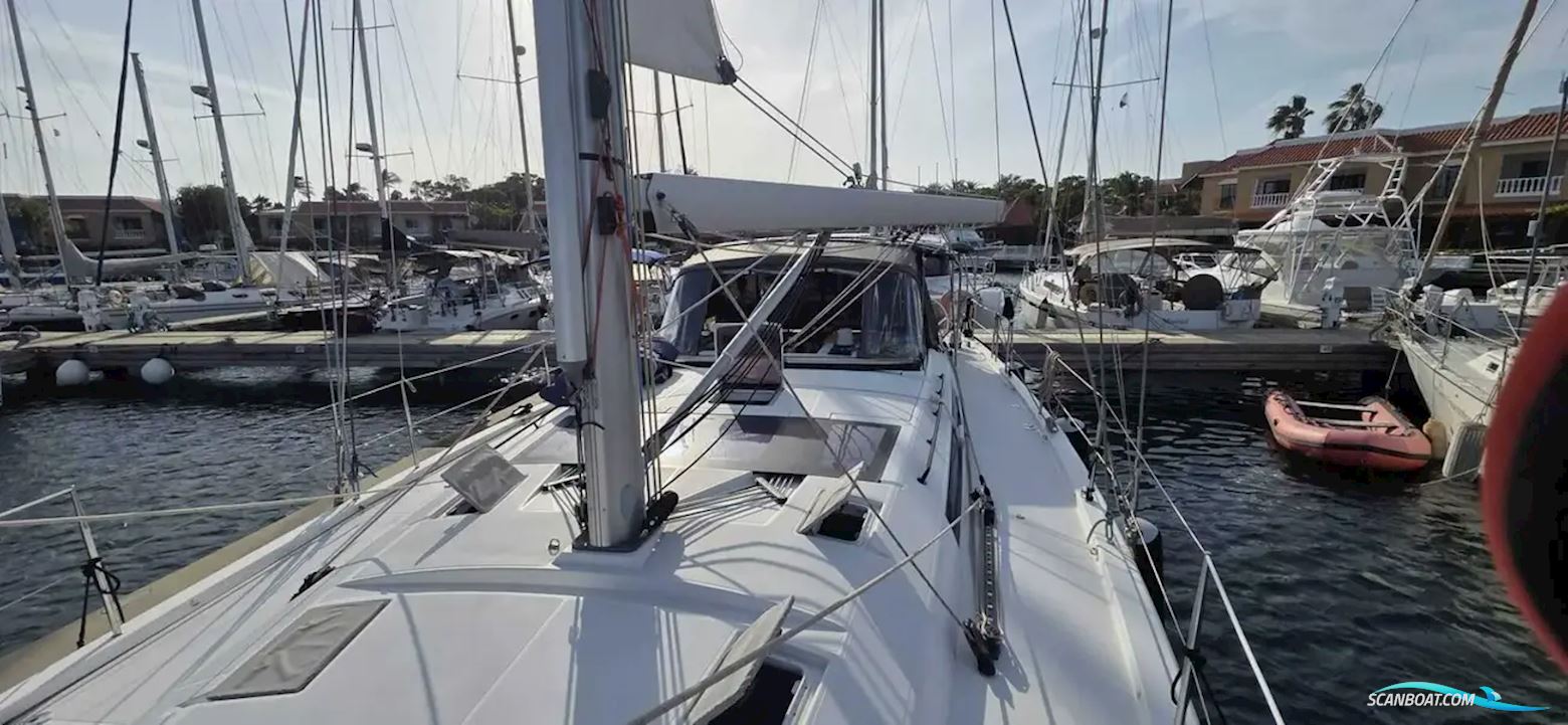 Dufour 530