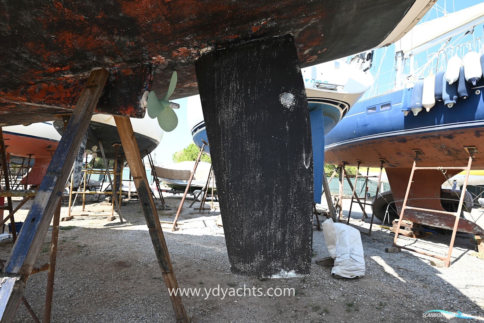 Dufour Atoll 43 Owner's Version