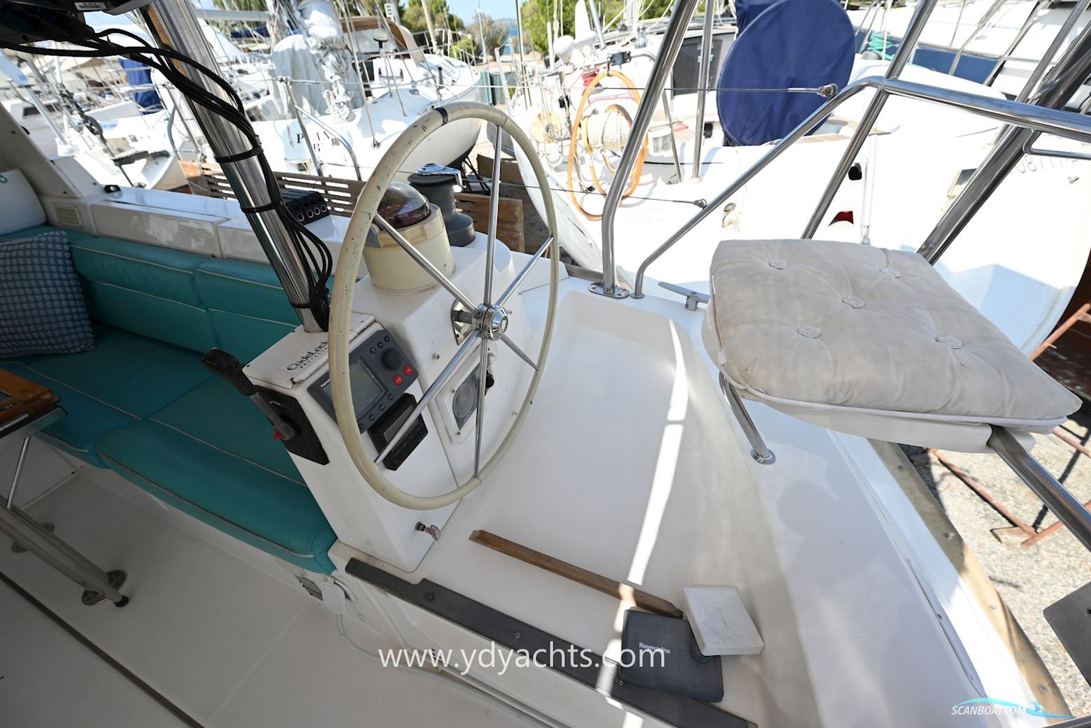 Dufour Atoll 43 Owner's Version