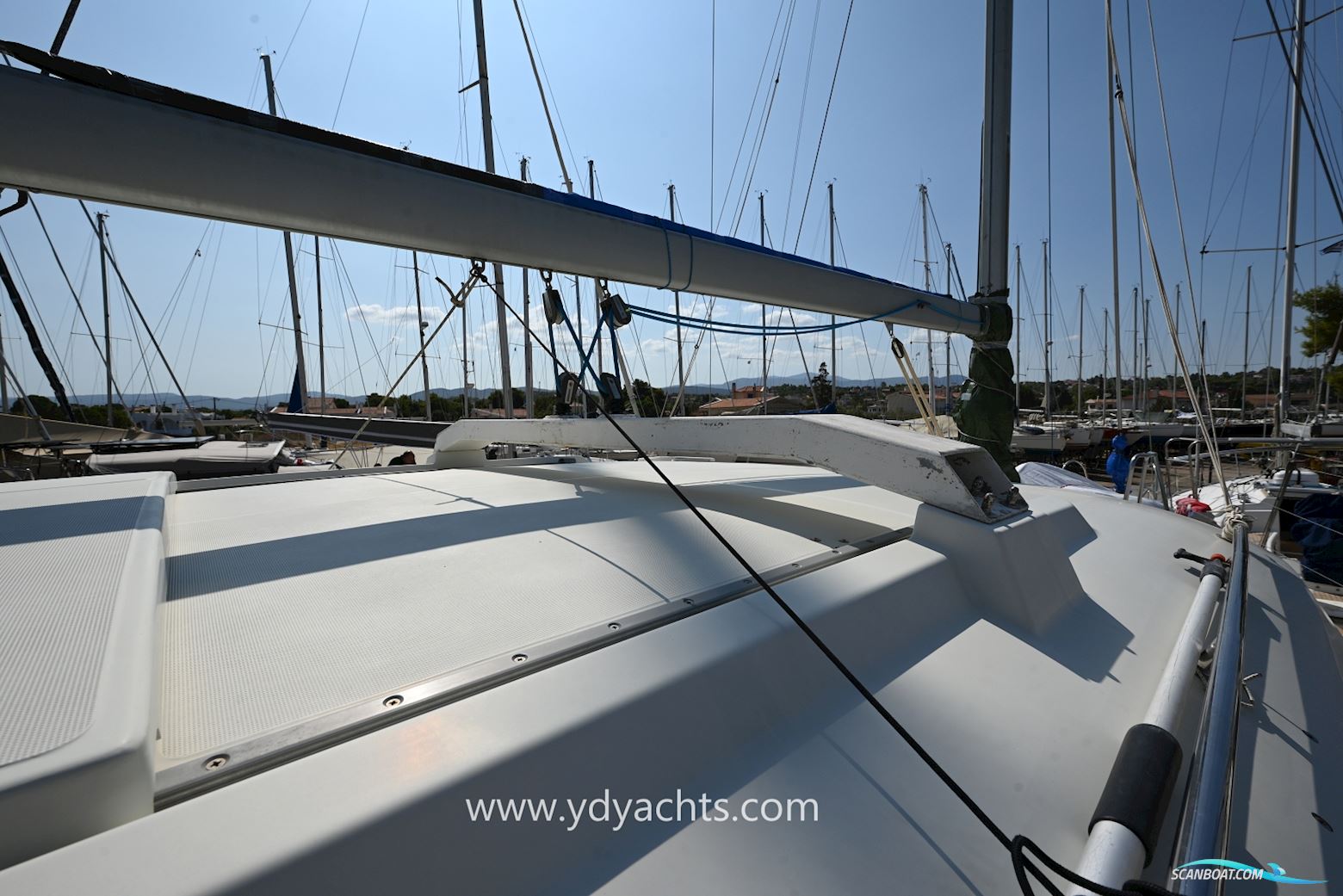 Dufour Atoll 43 Owner's Version