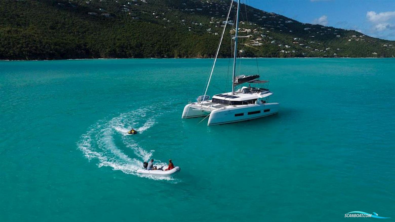 Dufour Catamarans 48