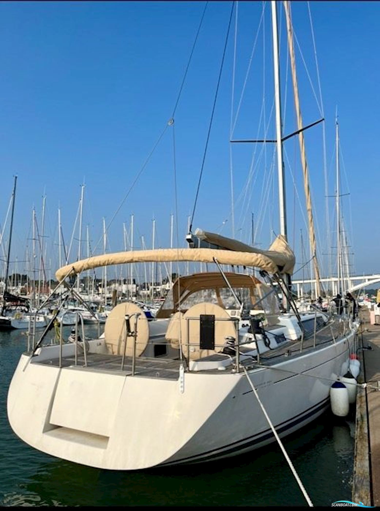 Dufour Yachts 485 Grand Large