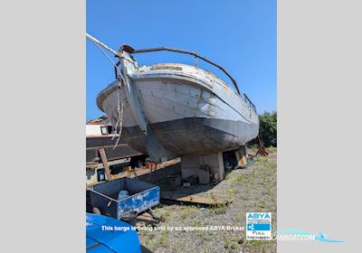 Dutch Yacht Builders Tjalk Sejlbåd 1896, med Ford 4D motor, England