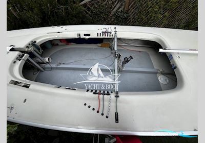 Dyas Kielboot Sejlbåd 1991, med Suzuki motor, Tyskland