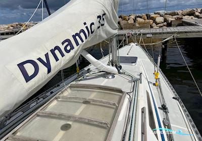 Dynamic 35 Sejlbåd 1986, med  Yanmar 1GM årg 2006 motor, Danmark