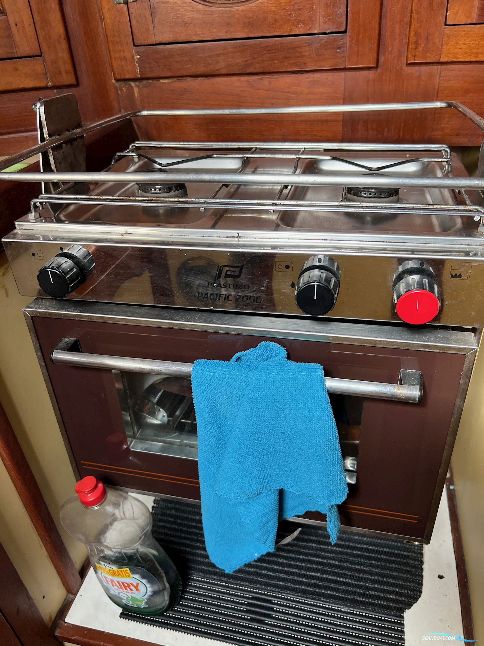 E.G. Van DE Stadt Stormy 55