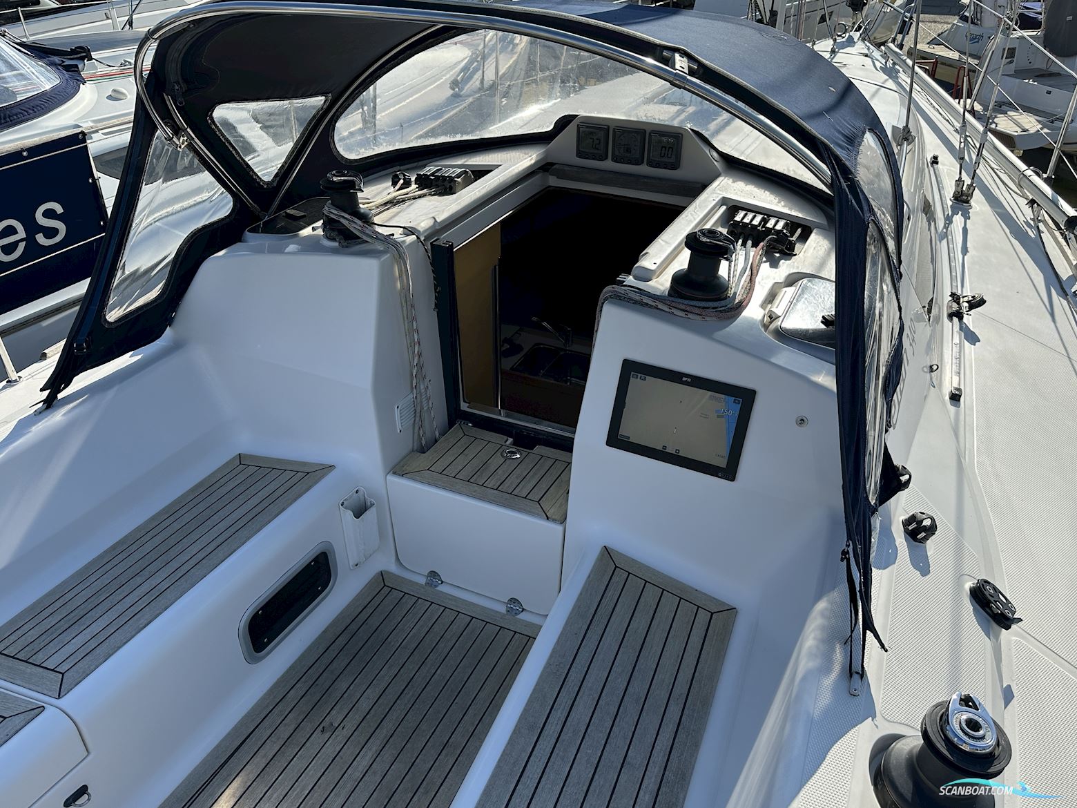 Elan 340
