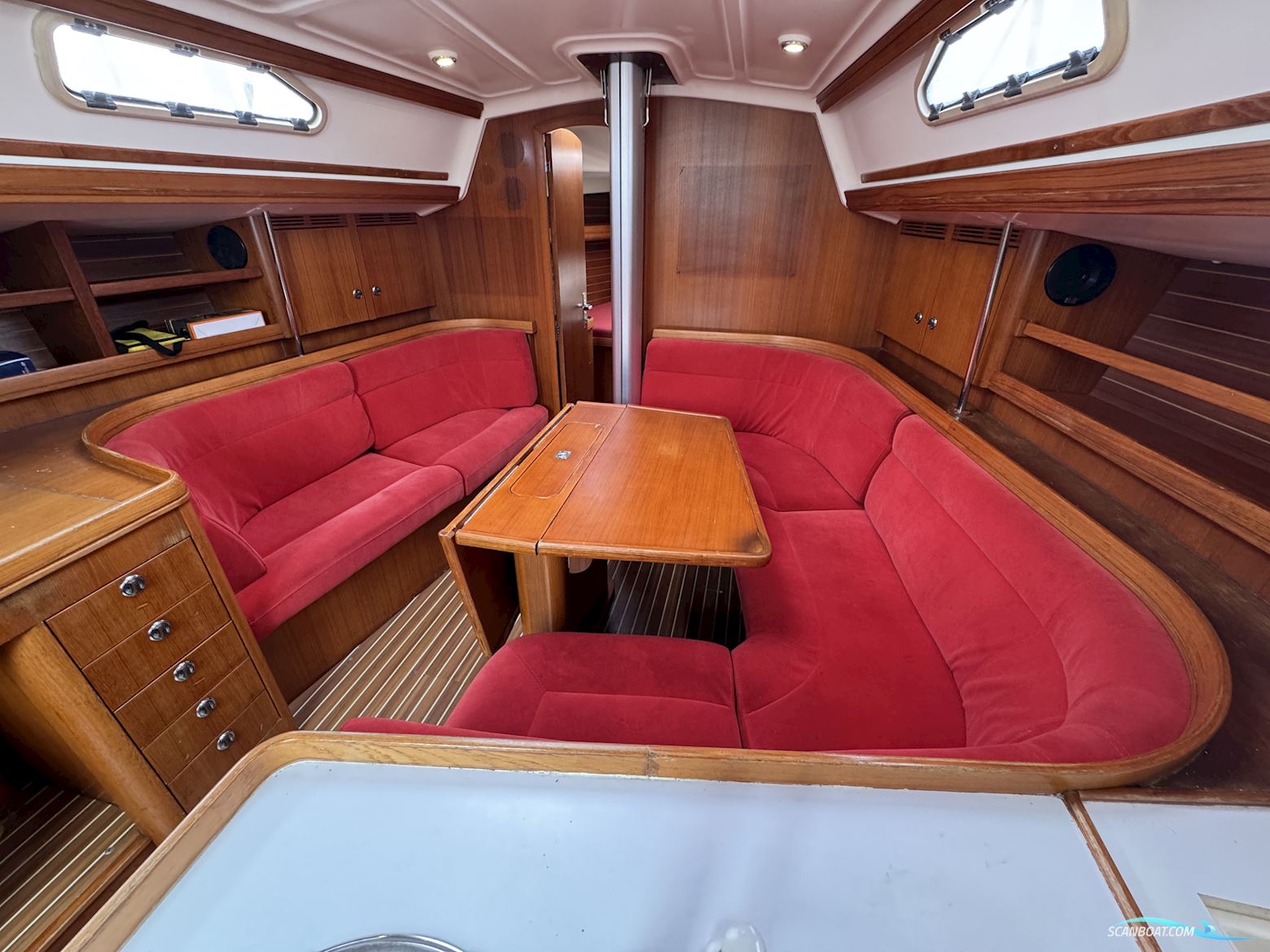 Elan 40