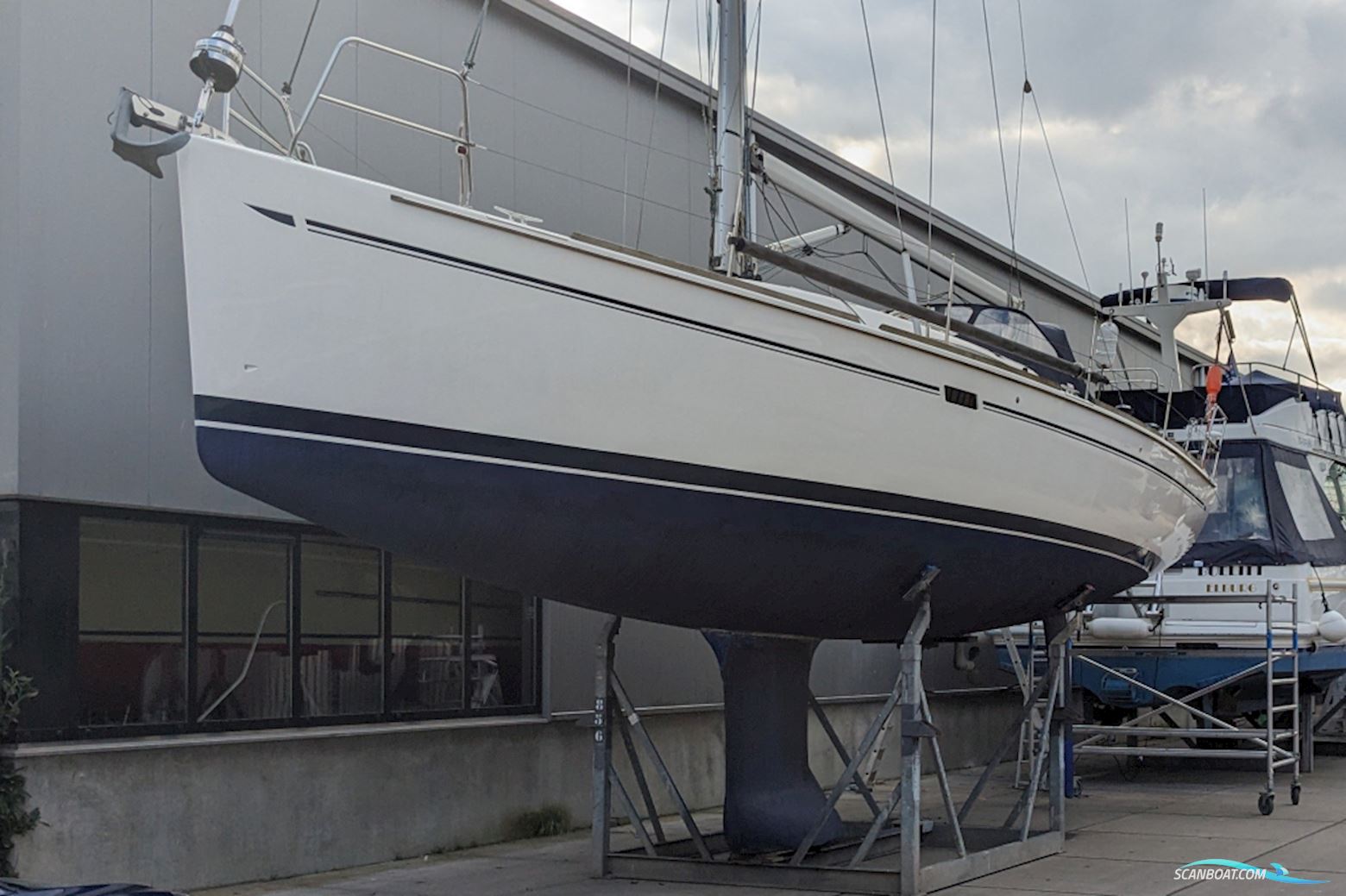 Elan 410