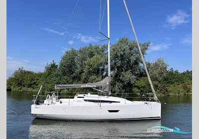 Elan E3 Sejlbåd 2021, med Volvo Penta D1-20F motor, Holland