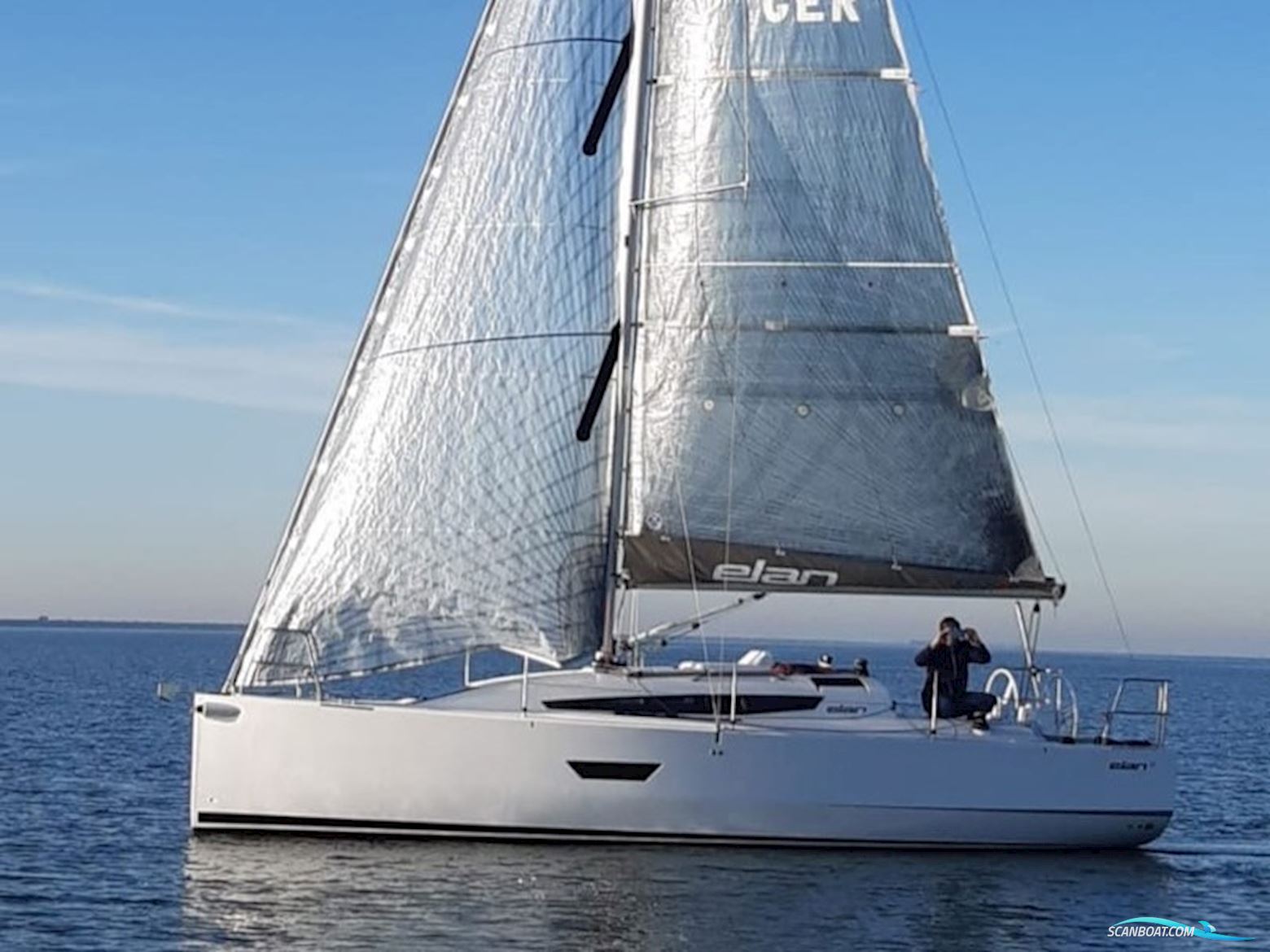 Elan E3