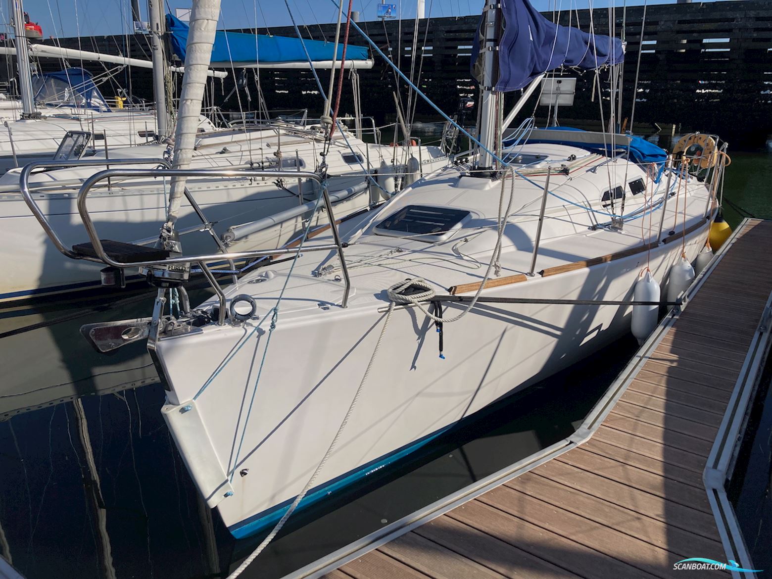 Elan Yachts 31 version sport Sejlbåd 2007, med VOLVO PENTA MD2020 motor, Frankrig