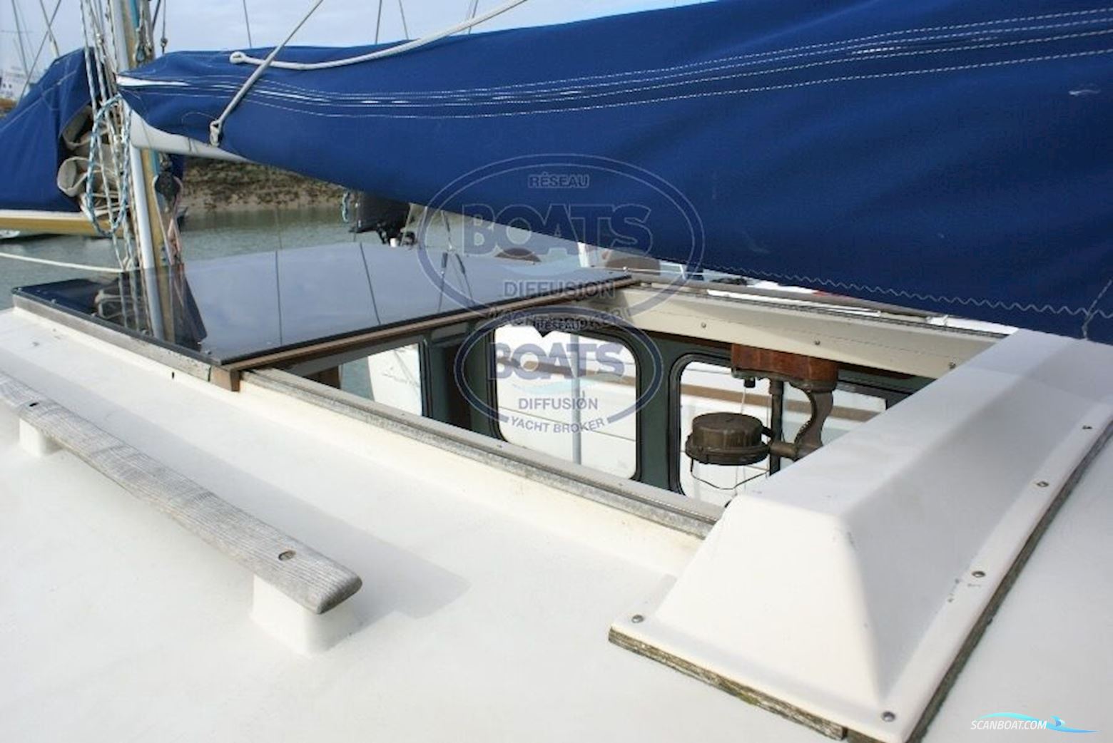 Fairways Marine FISHER 30 KETCH (FIFTY)