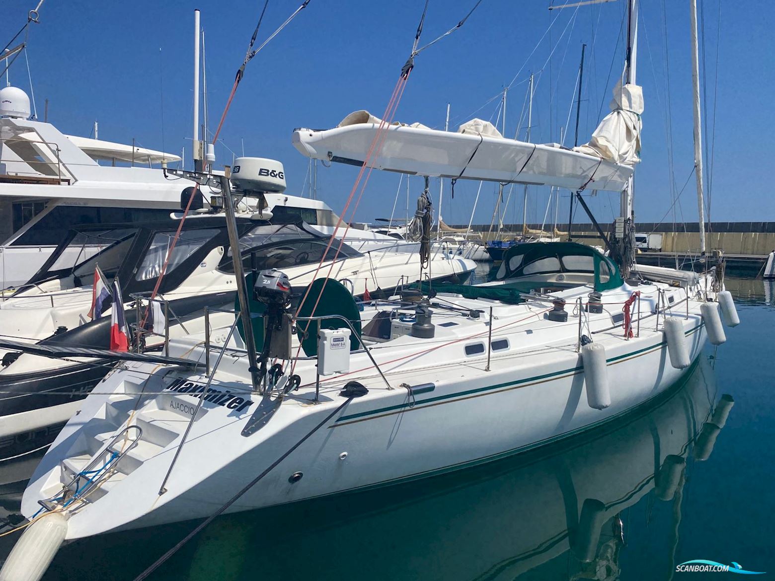Farr 72 Sejlbåd 1991, med Yanmar 4JH4-Hte, 110 HP motor, Italien