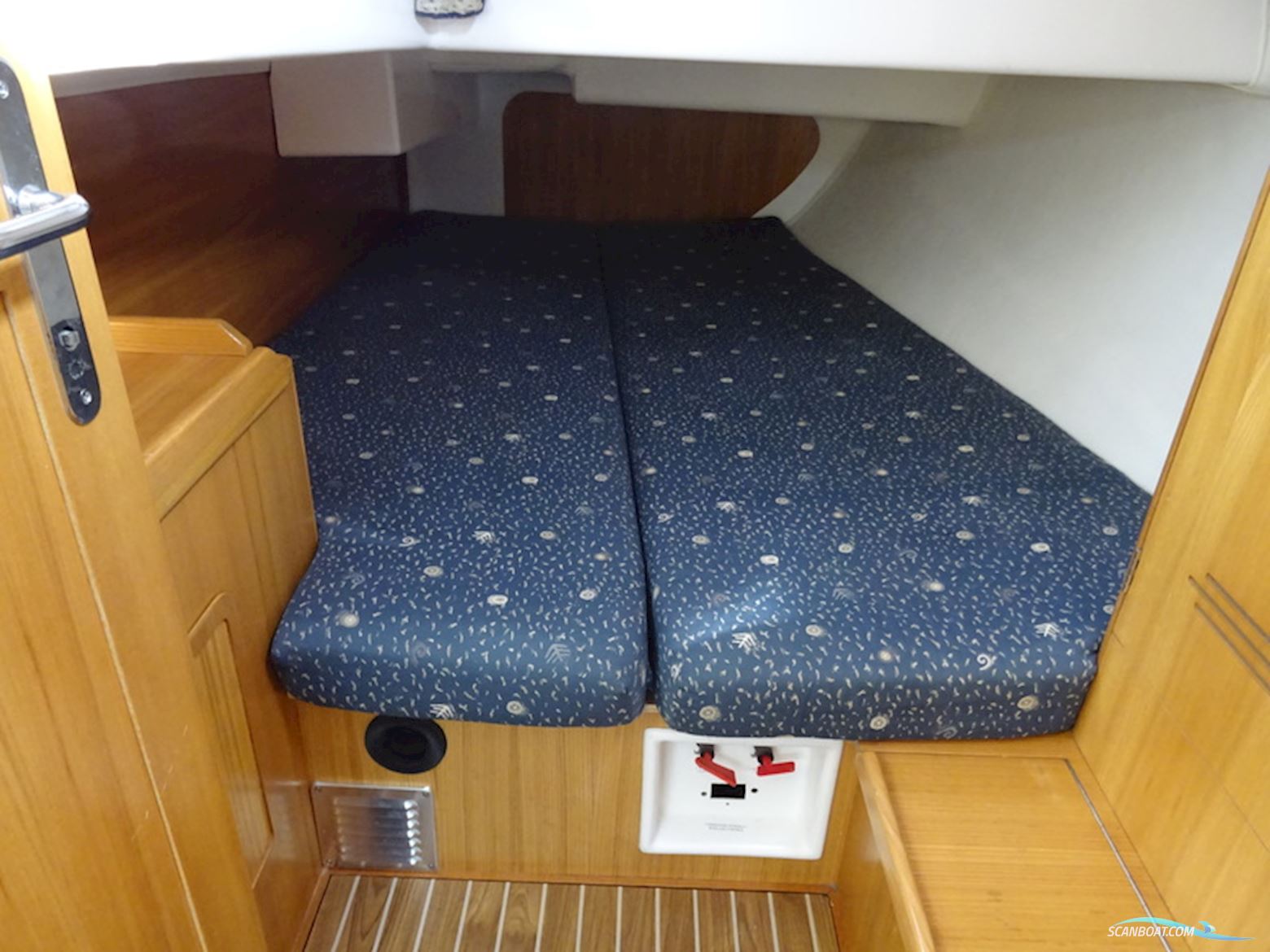 Feeling 36 Lift Keel