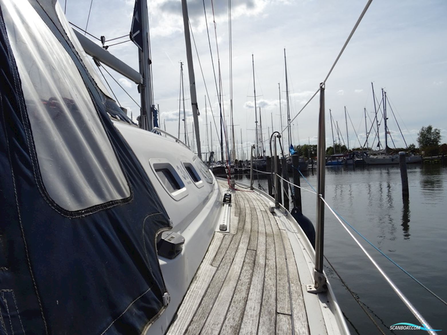 Feeling 36 Lift Keel