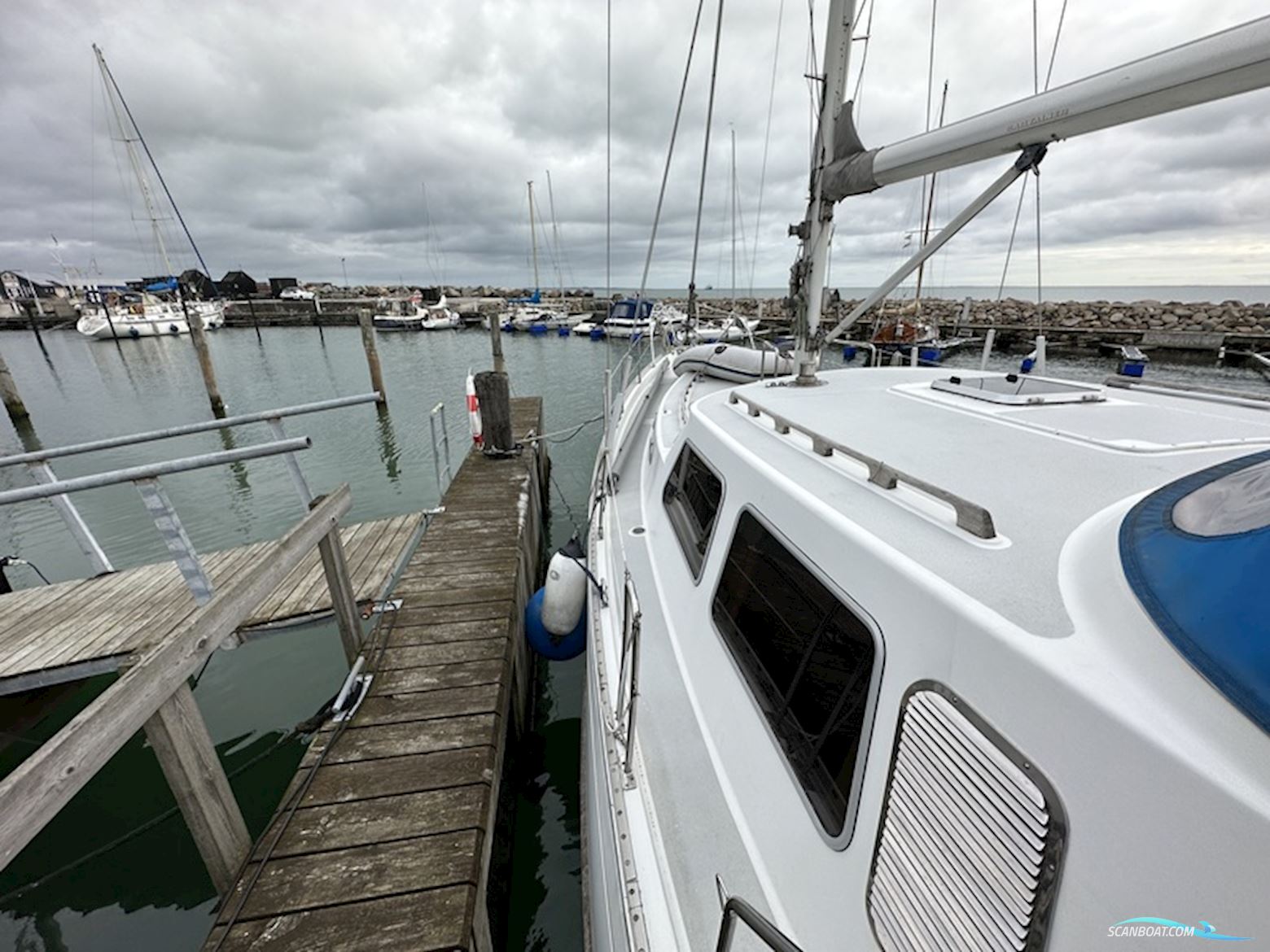 Finnrose 45 Deck saloon