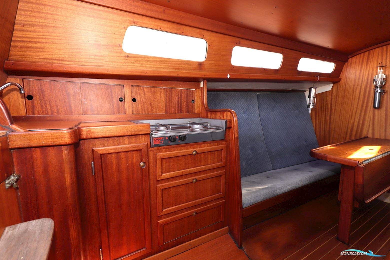 First Class One Off 40