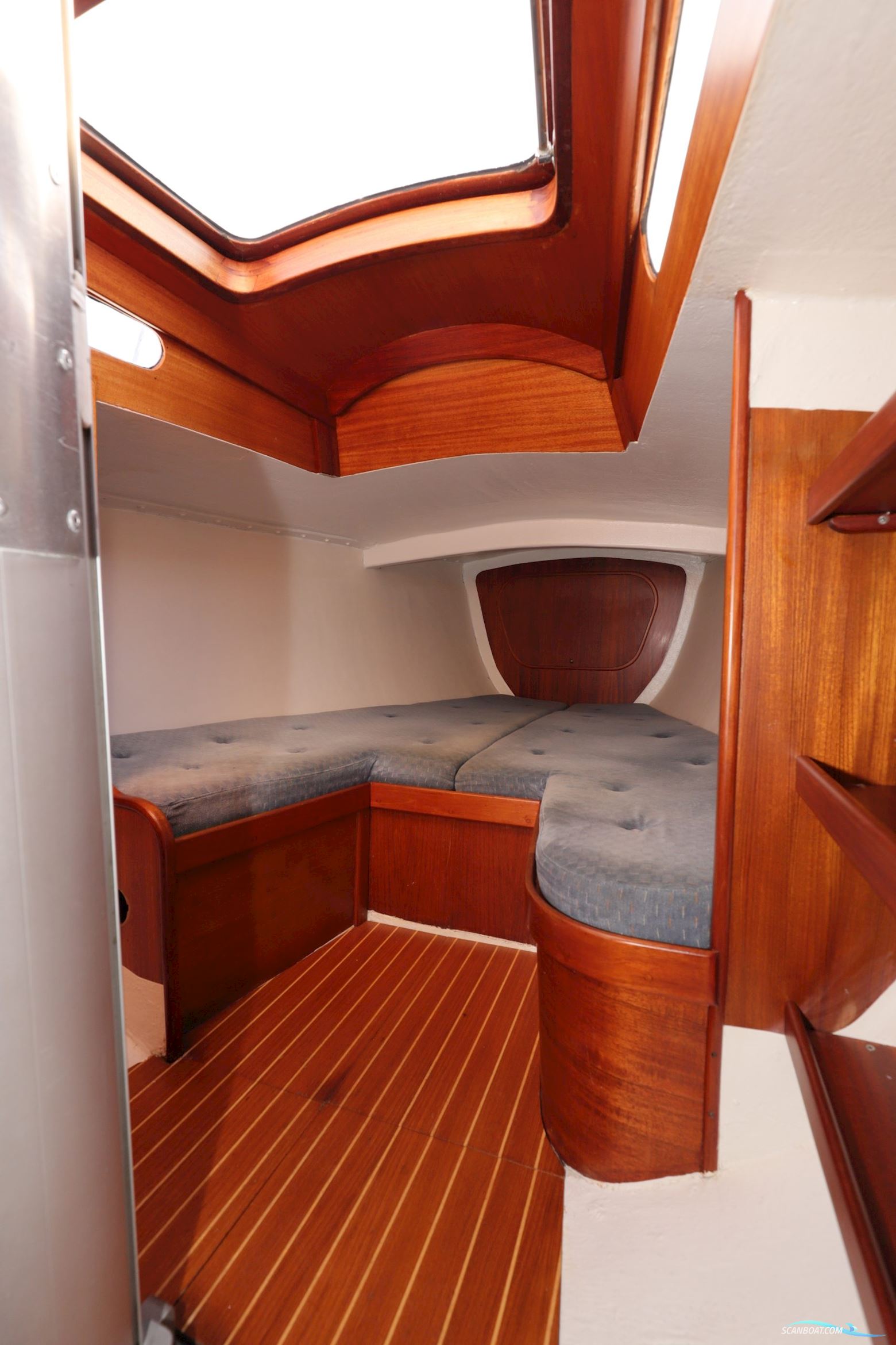 First Class One Off 40