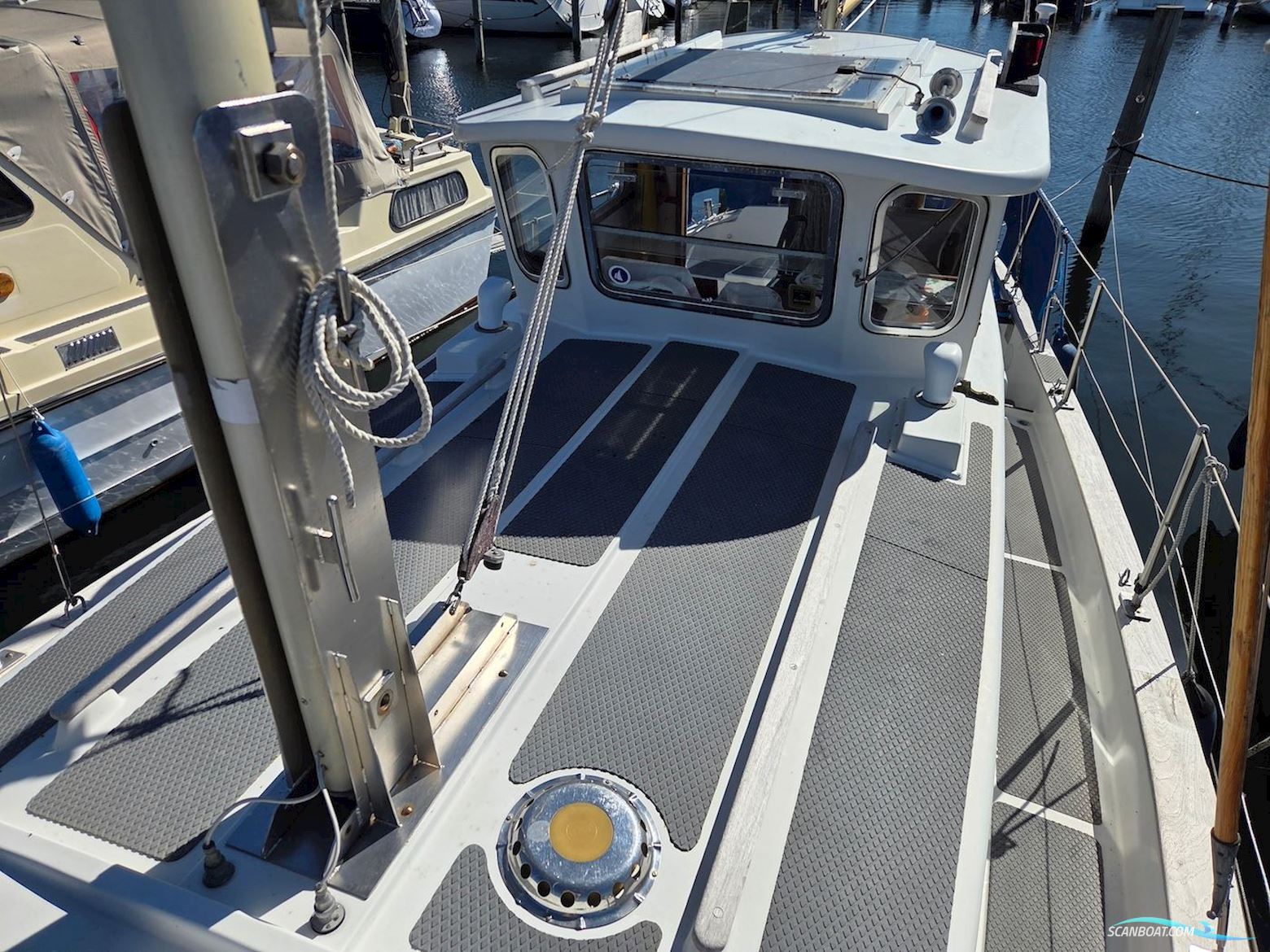 Fisher 25
