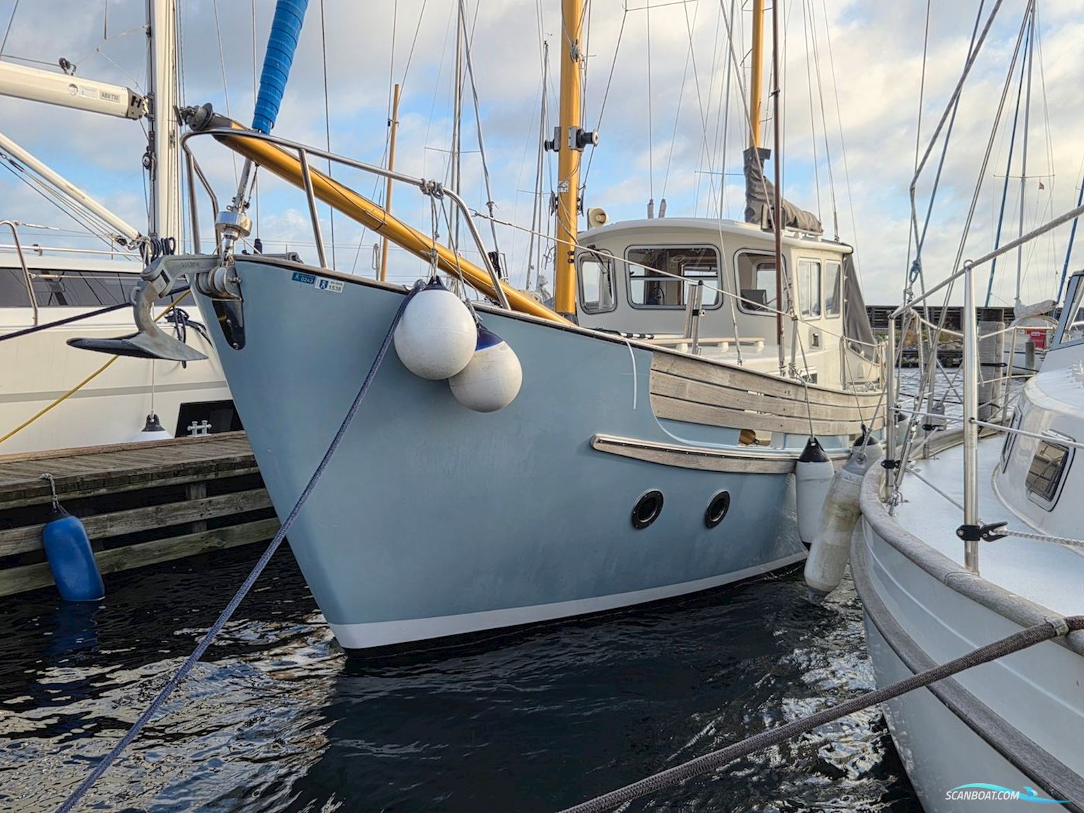 Fisher 30 Ketch