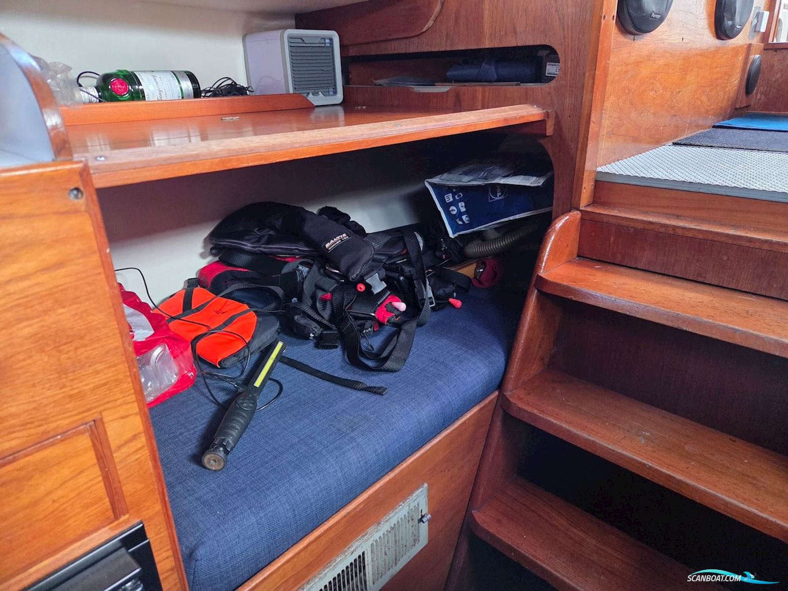 Fisher 30 Ketch