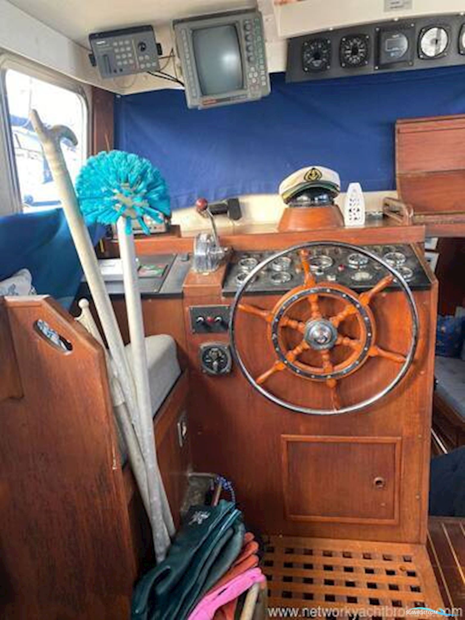 Fisher 37