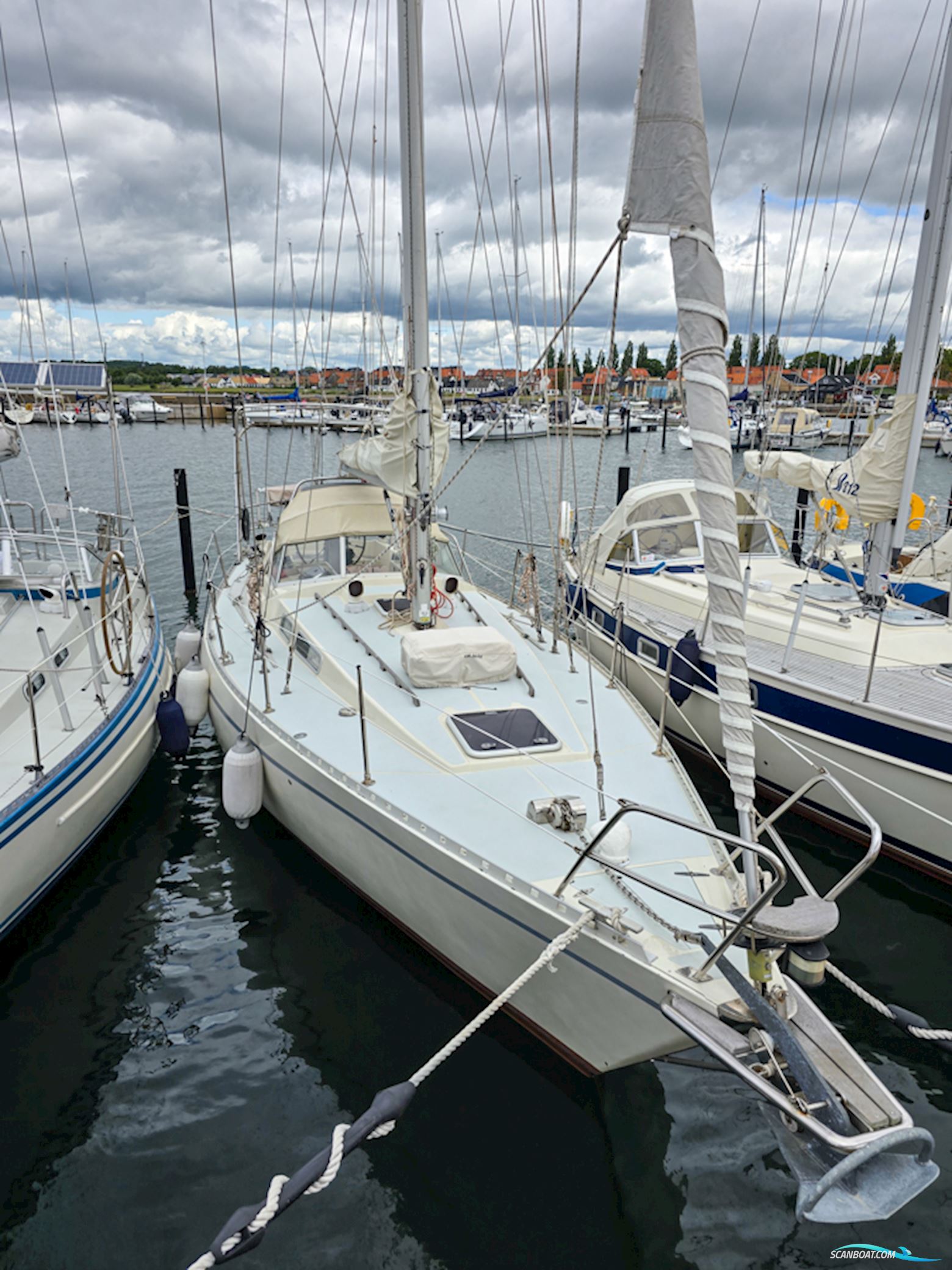 Forgus 35 Sejlbåd 1977, med Lombardini 1404M motor, Sverige