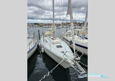 Forgus 35 Sejlbåd 1977, med Lombardini 1404M motor, Sverige