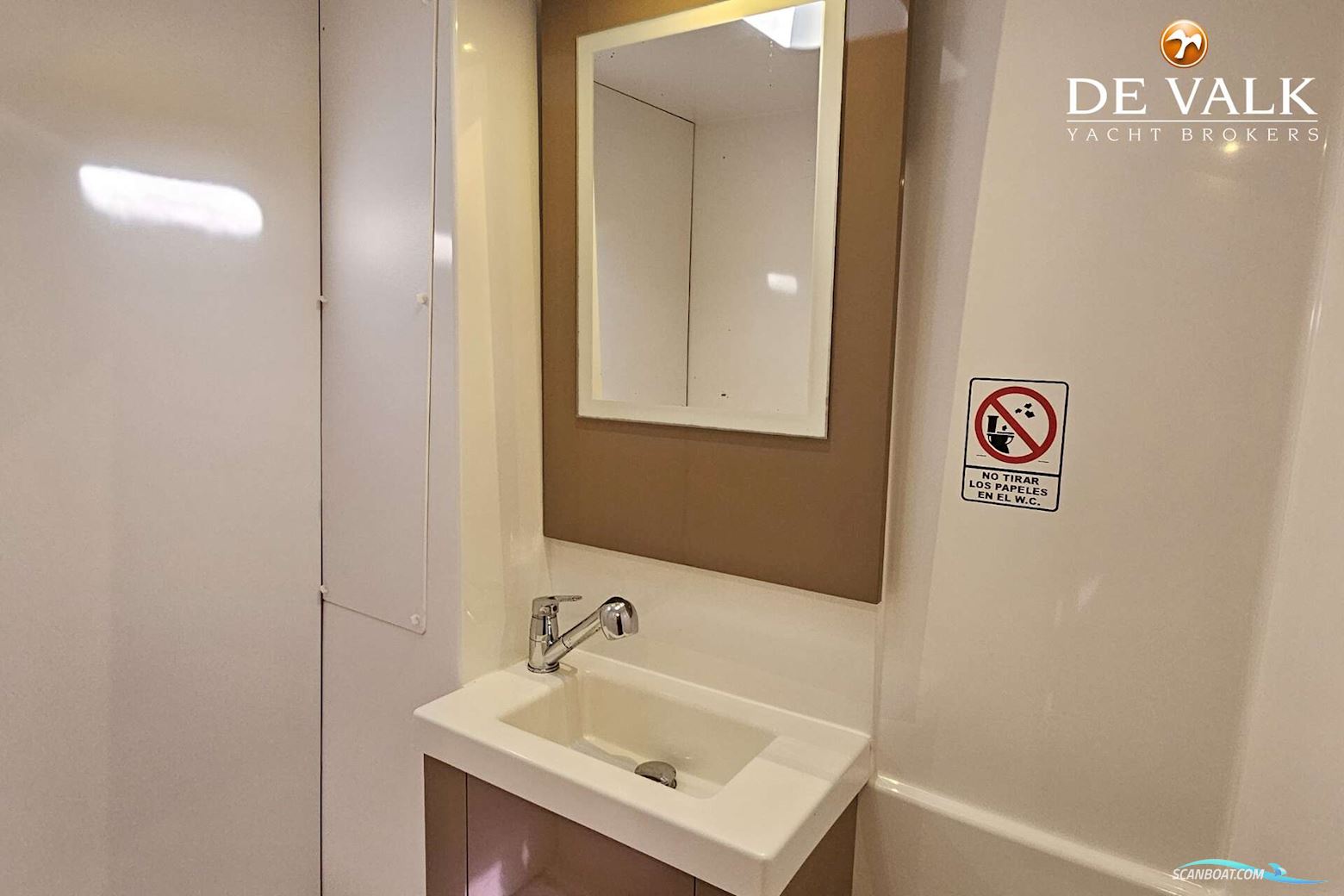 Fountaine Pajot Astrea 42