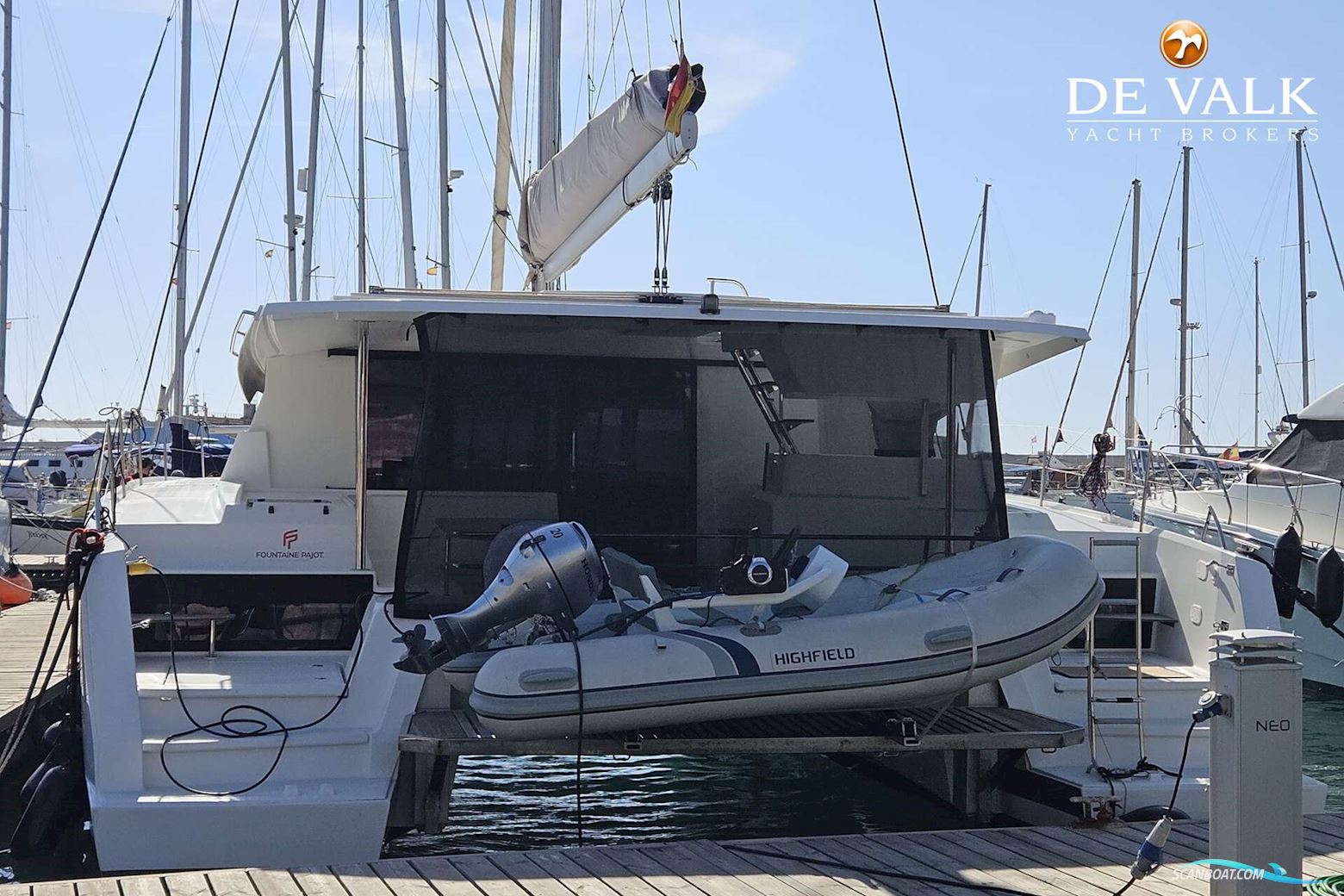Fountaine Pajot Astrea 42