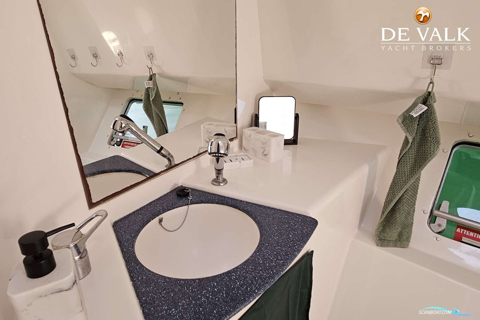 Fountaine Pajot Belize 43