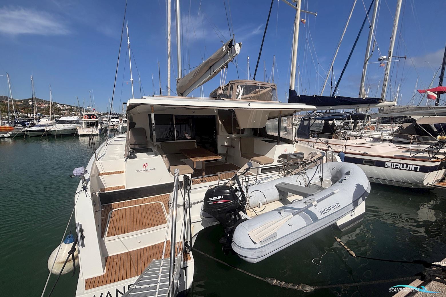 Fountaine Pajot Lucia 40