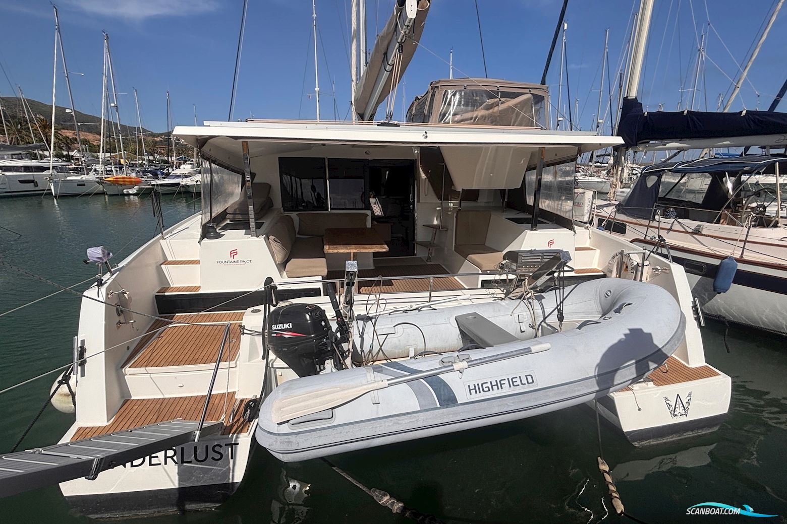 Fountaine Pajot Lucia 40