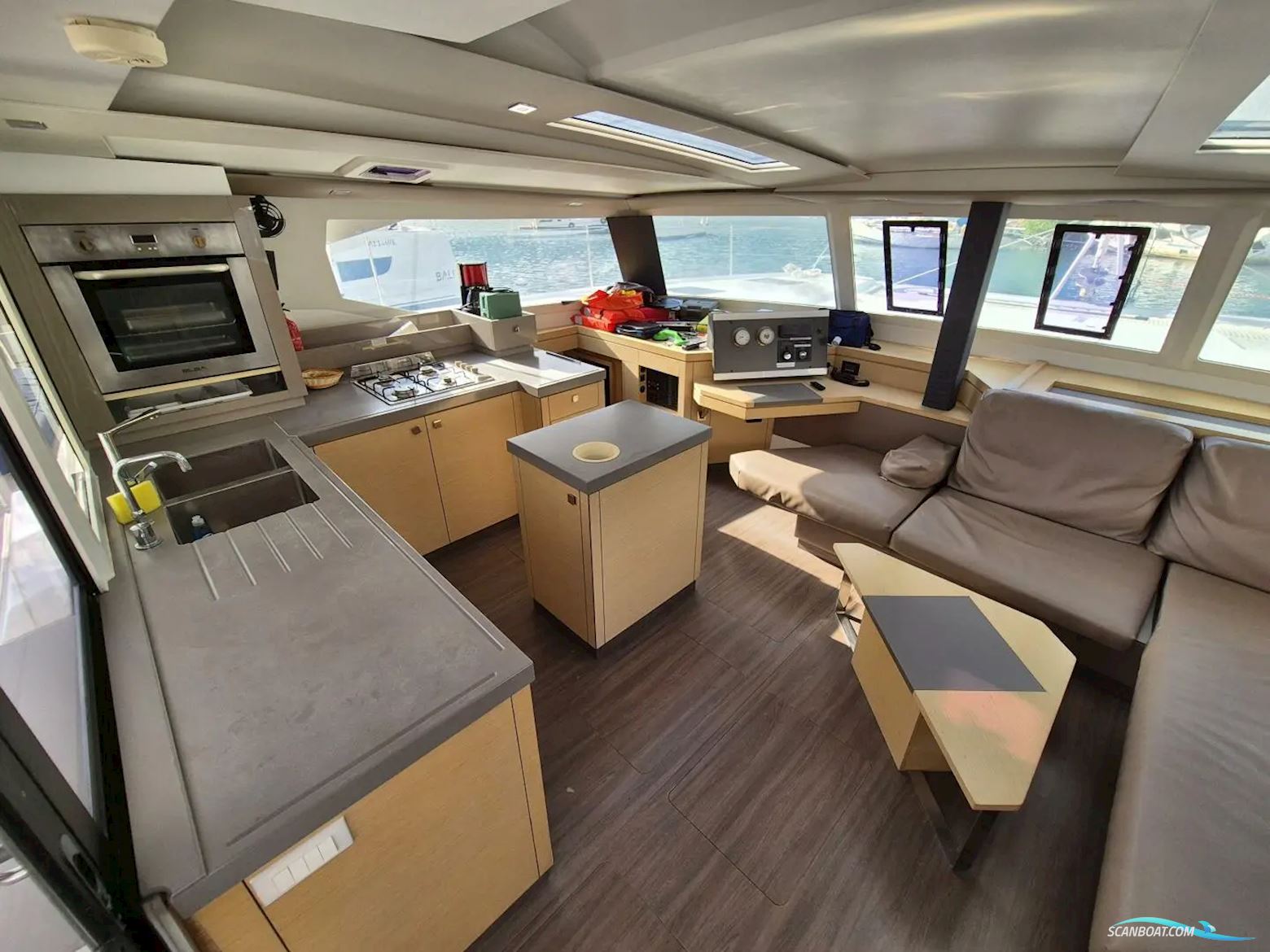 Fountaine Pajot Saona 47