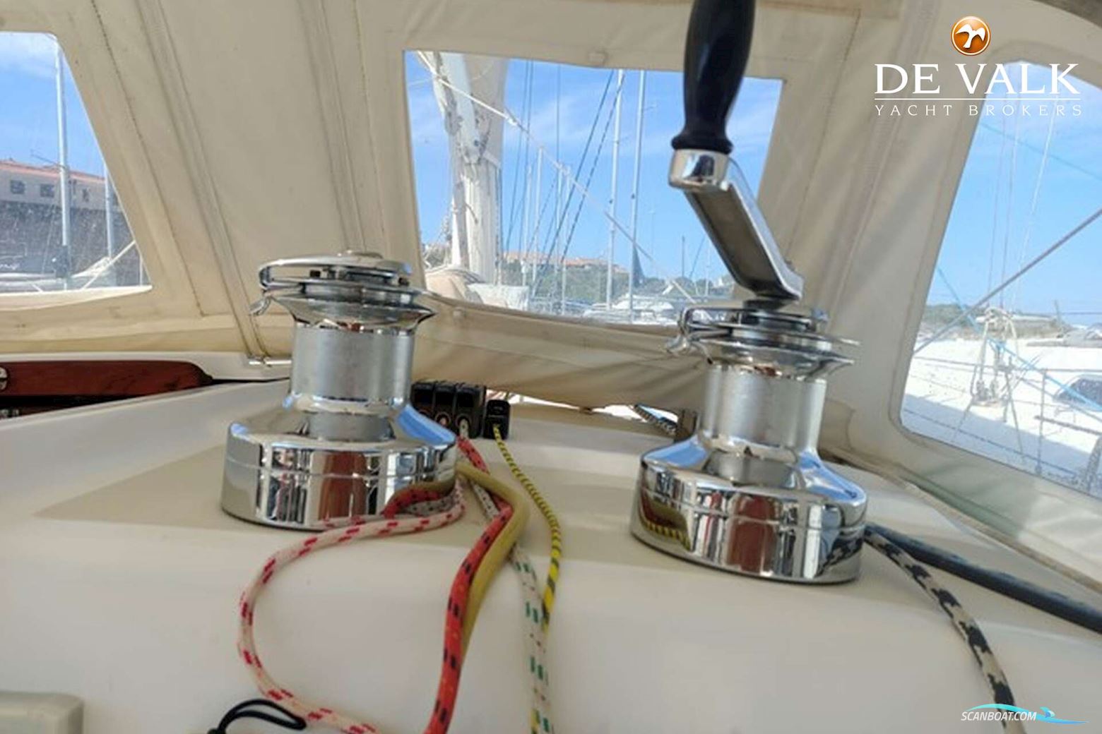 Freedom 38