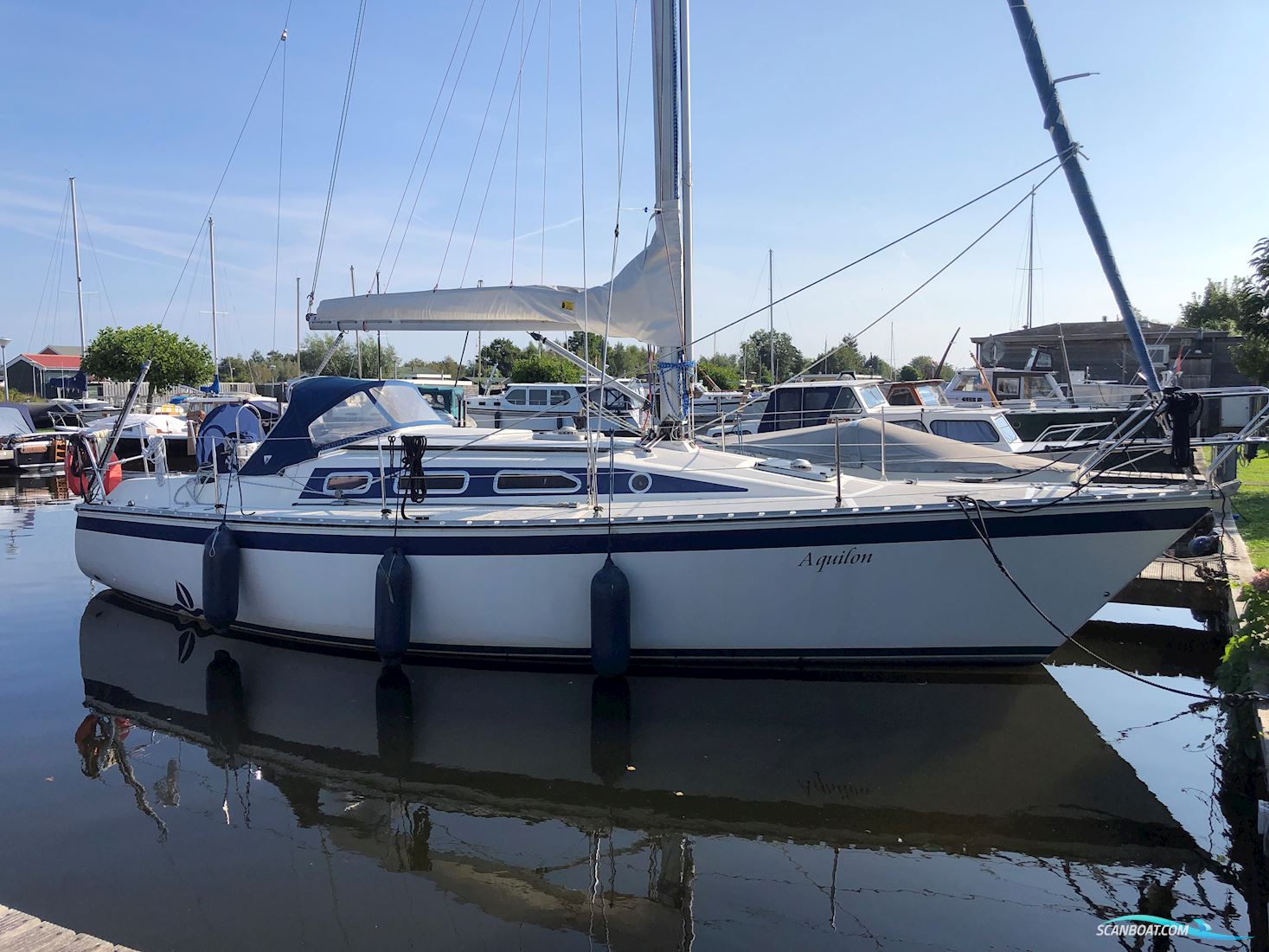 Friendship 33 Sejlbåd 1992, med Yanmar 3GM30 motor, Holland