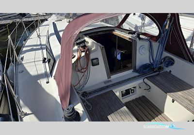 Friendship 33 Sejlbåd 1990, med Volvo Penta motor, Holland