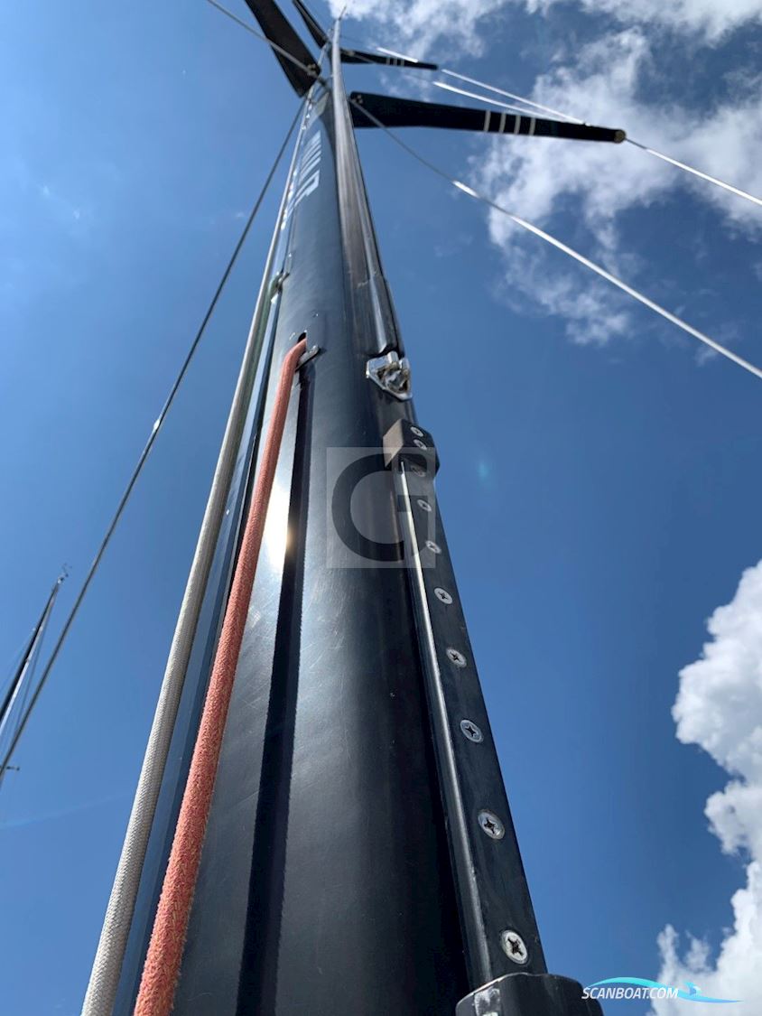 Goetz Farr 53 Custom