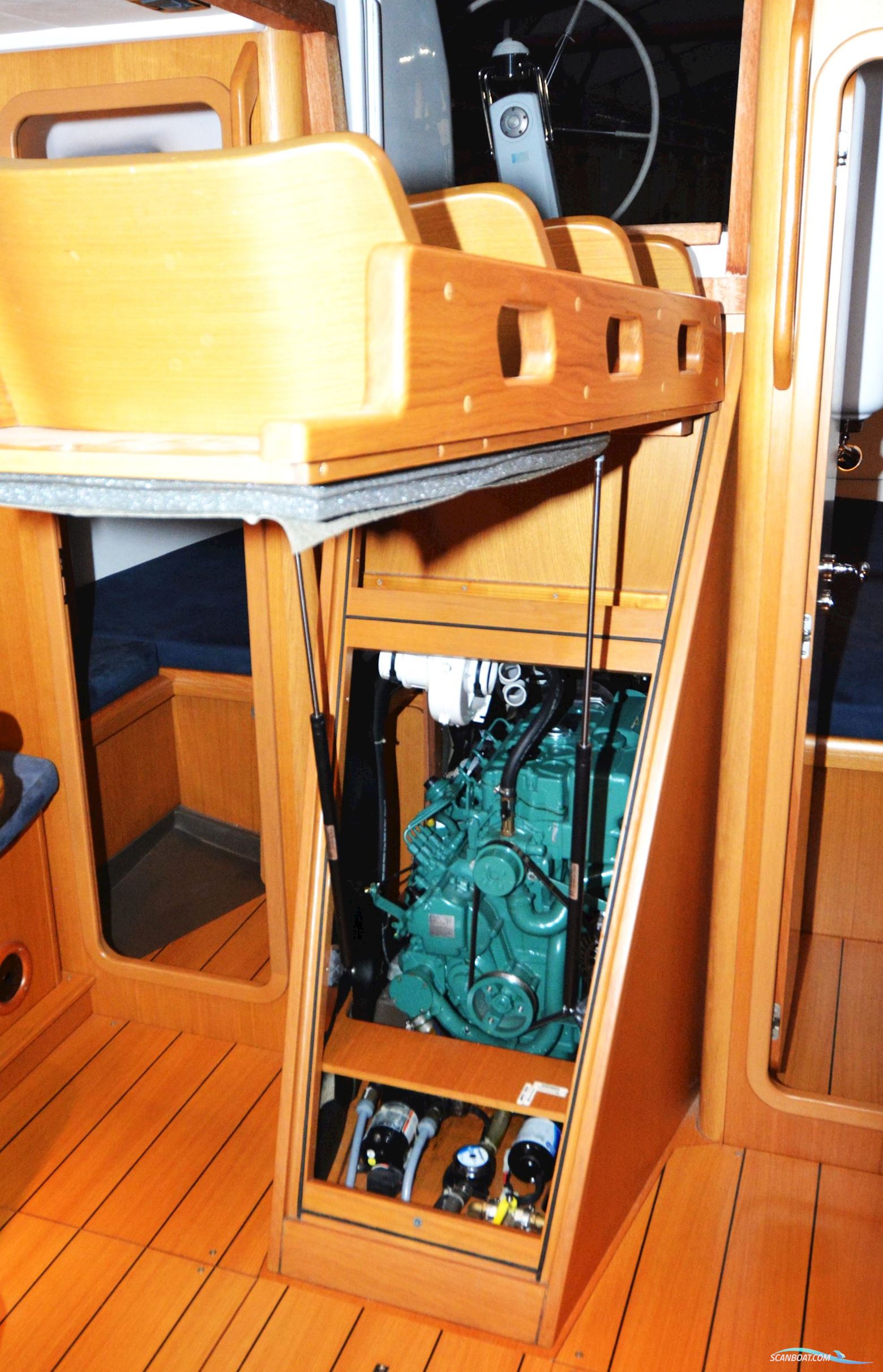Grand Soleil 43