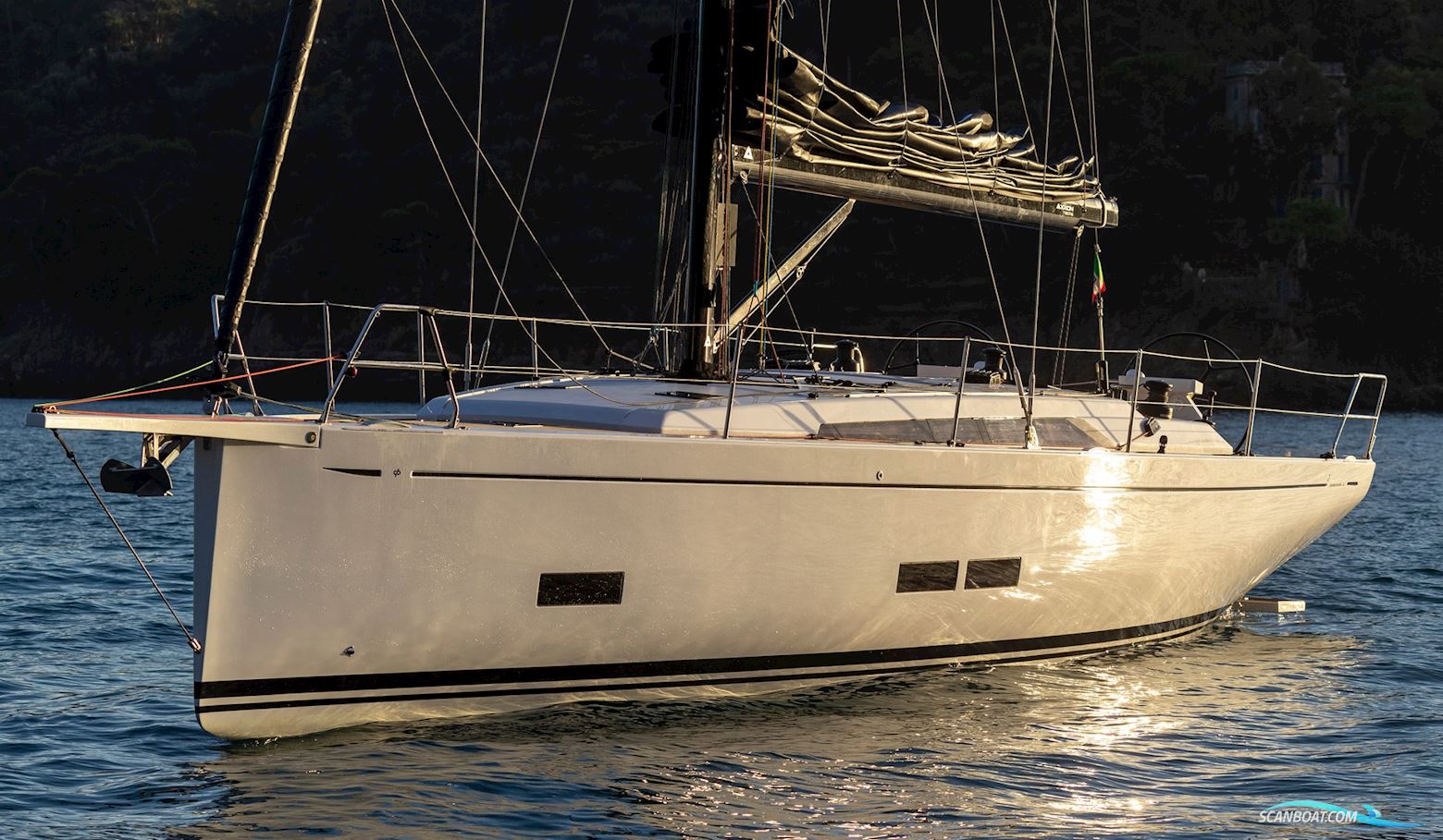 Grand Soleil 44