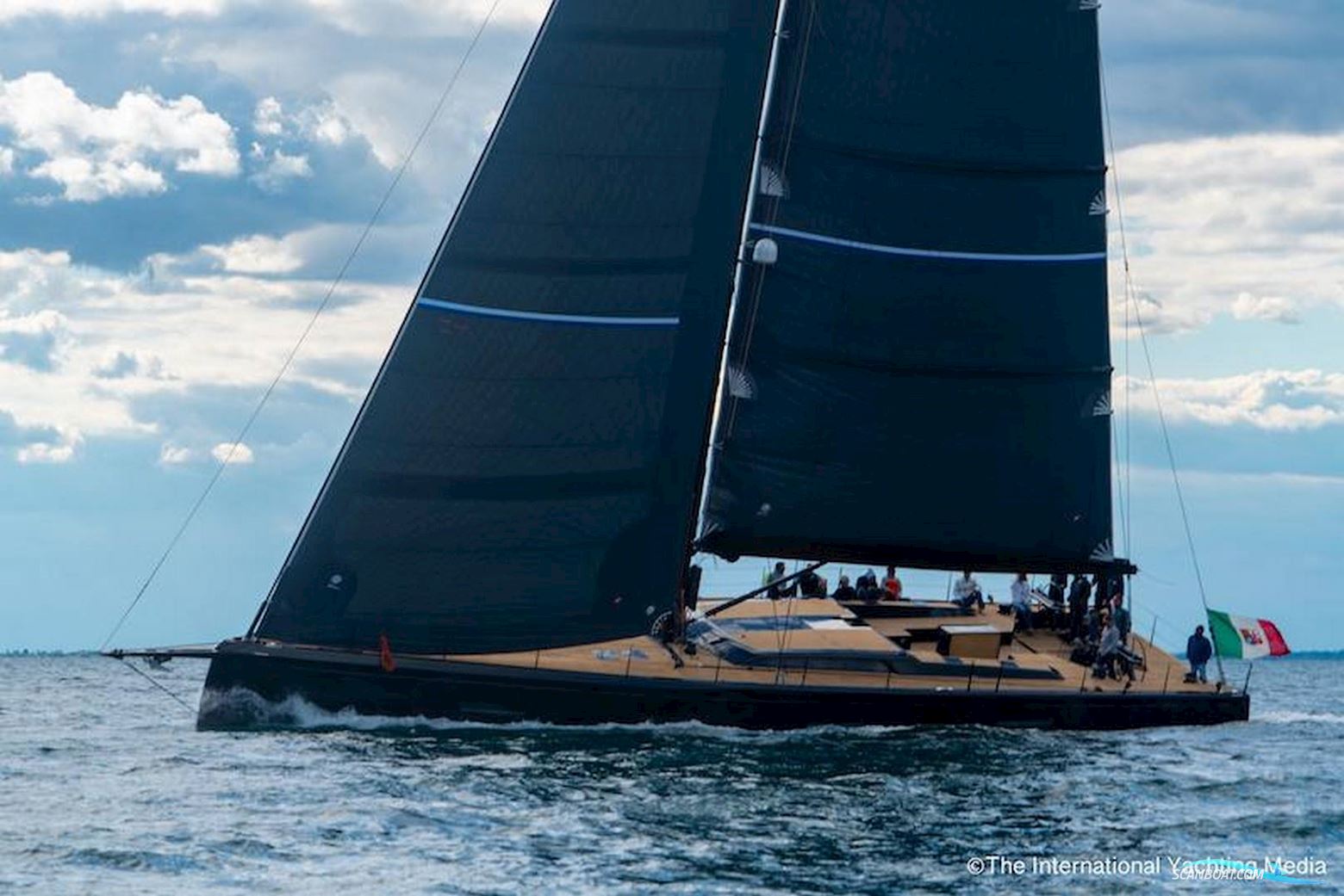 Grand Soleil 80