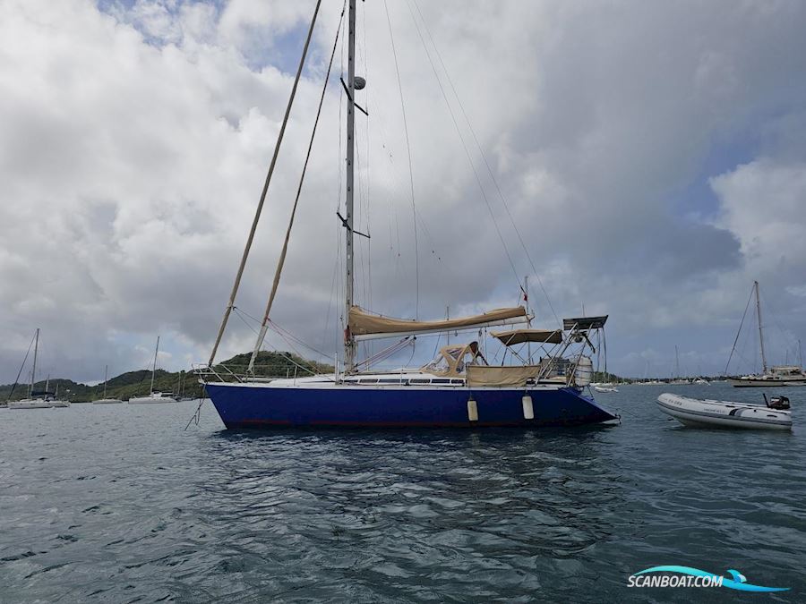 Grand Soleil Racing 43 Sejlbåd 1999, med Yanmar 4JH3E motor, Martinique