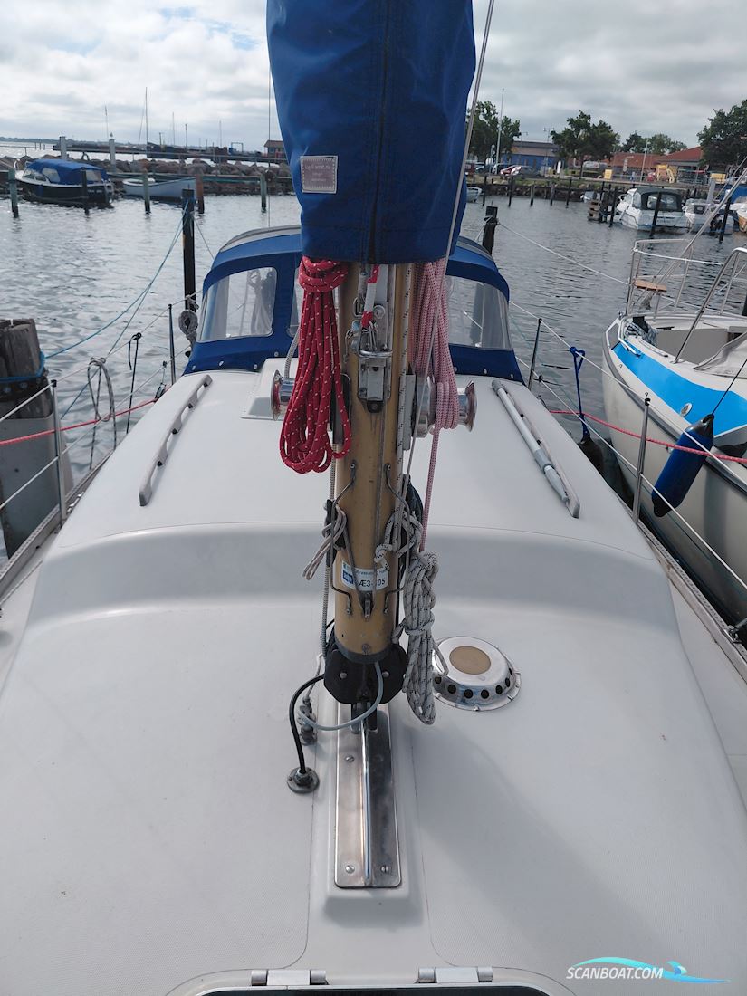Great Dane 28, Mac2