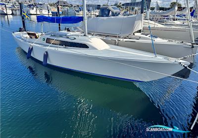 H-Båt  Sejlbåd 1980, med Tohatsu motor, Sverige