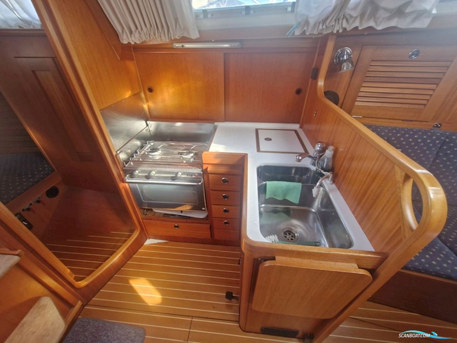 Hallberg-Rassy 31 Mk I