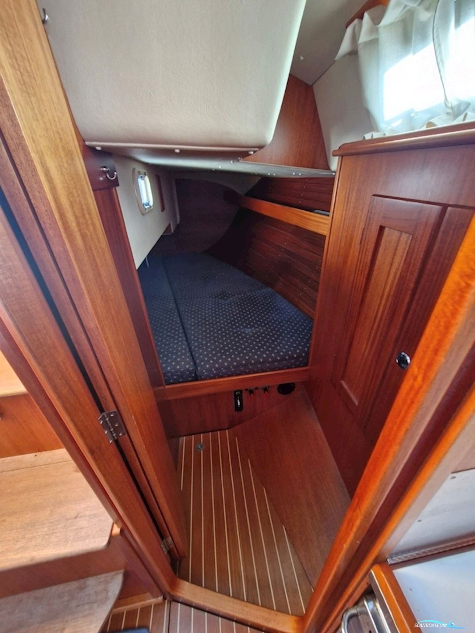 Hallberg-Rassy 31 Mk I
