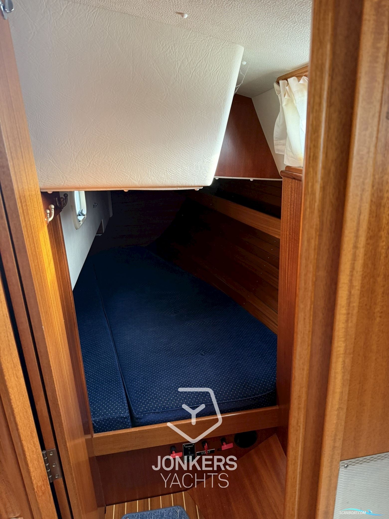 Hallberg Rassy 31 MKII