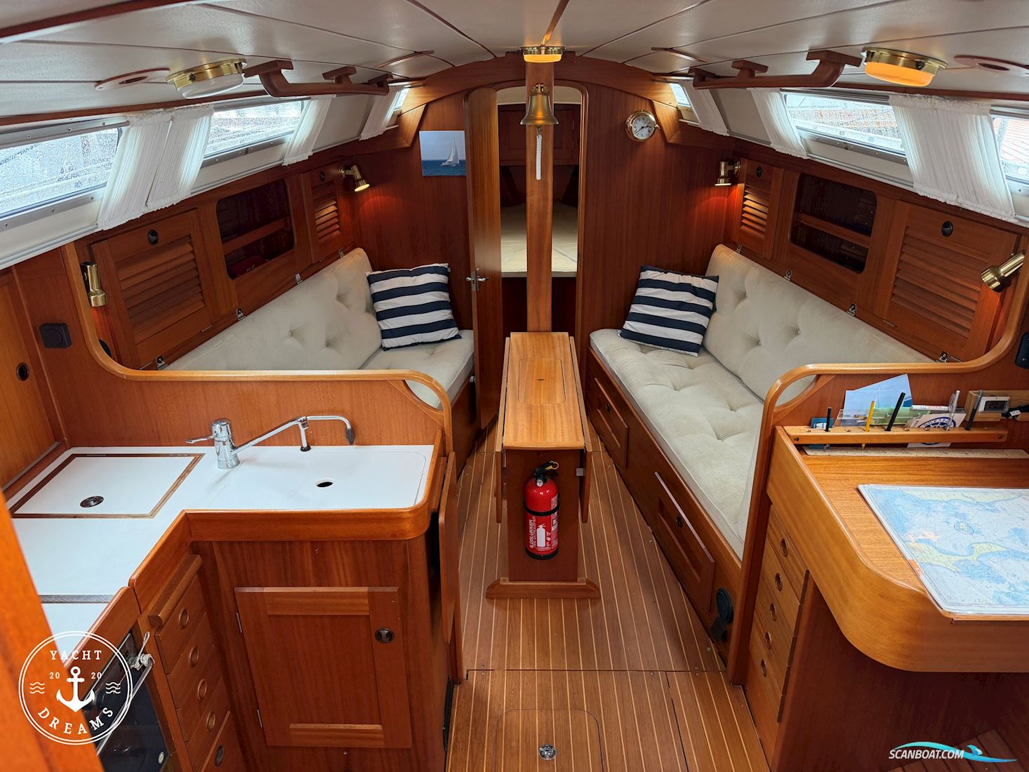 Hallberg Rassy 31 MKII