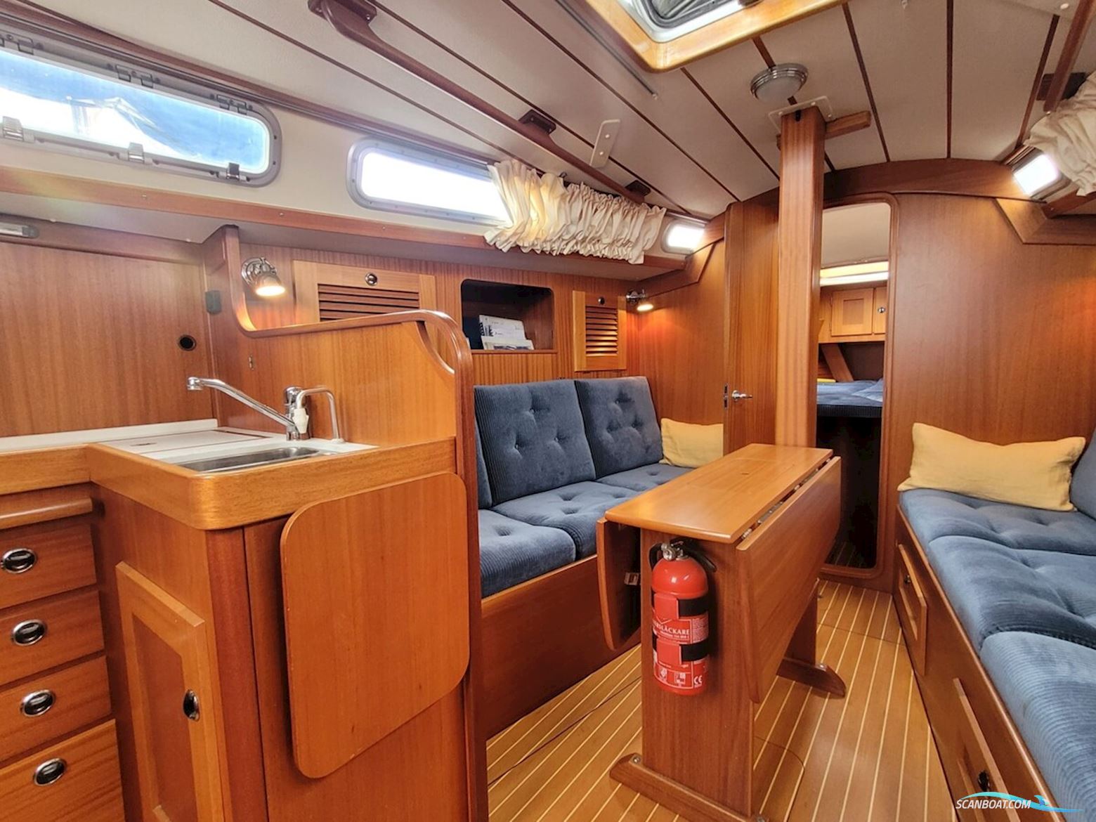 Hallberg Rassy 31
